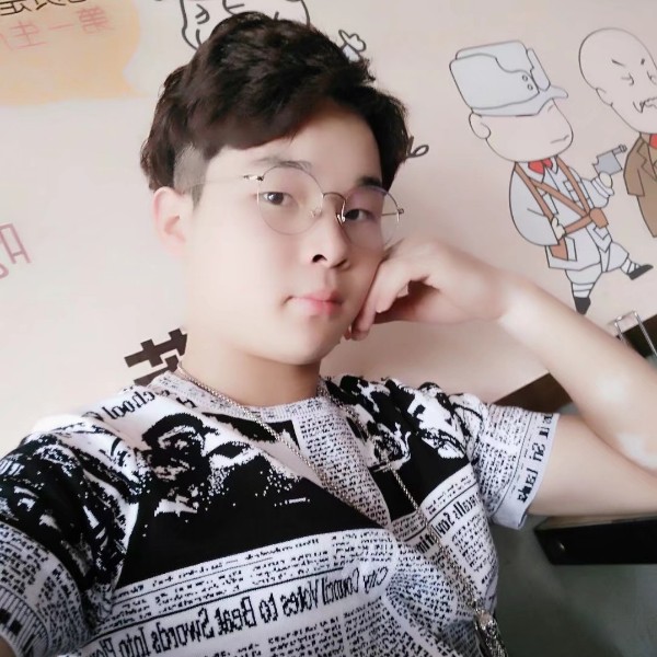 没人疼的小朋宝的照片