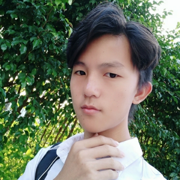 她。。。的照片