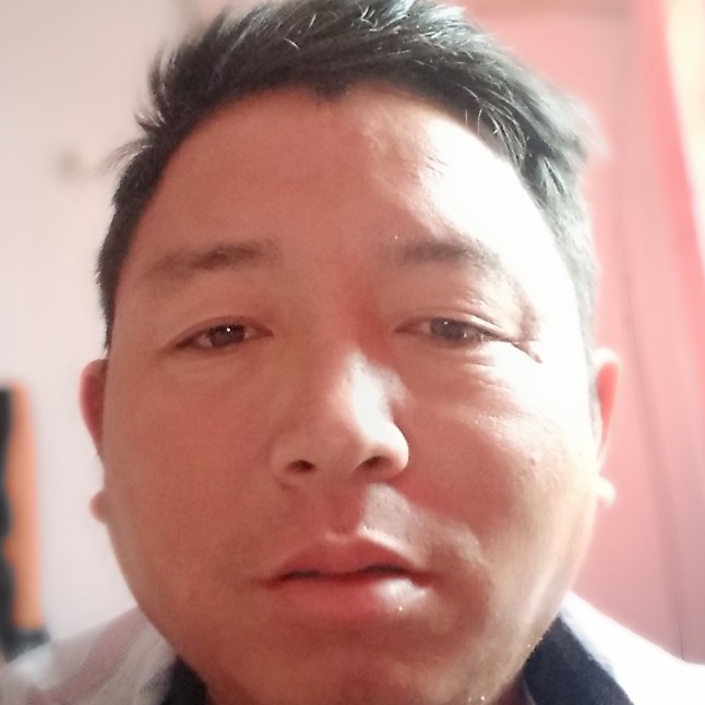 芒果挽手天真的照片