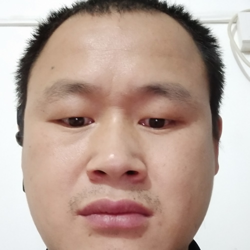 摩托挽手欢喜的照片