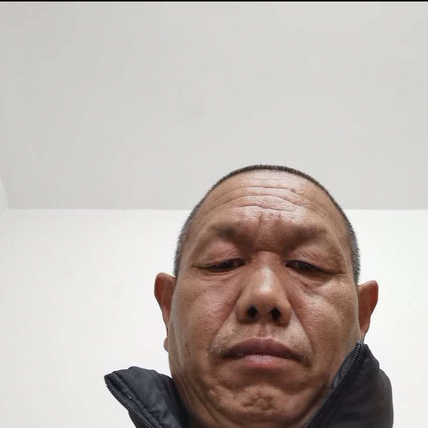 迷离蹙眉小笼包的照片