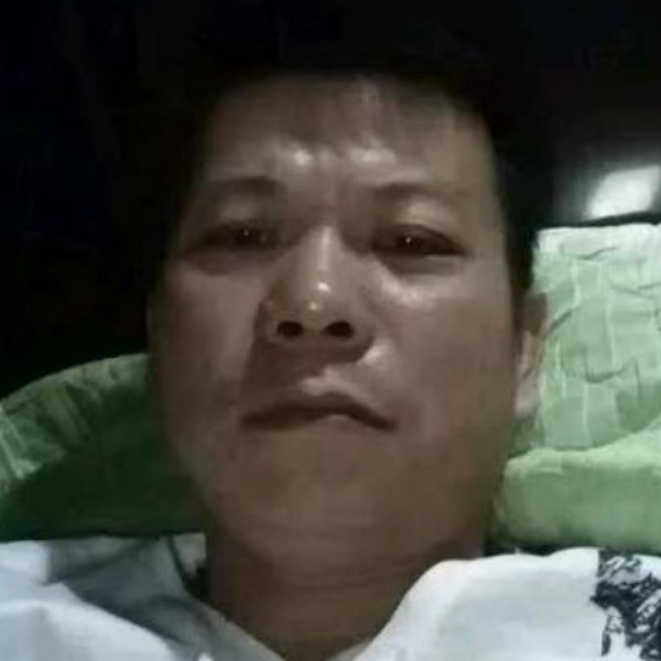 笑靥愿爱听歌的照片