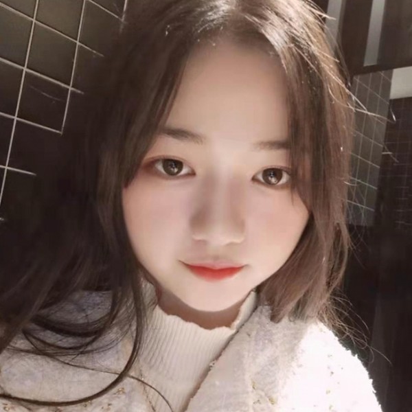 北极晨曦的照片