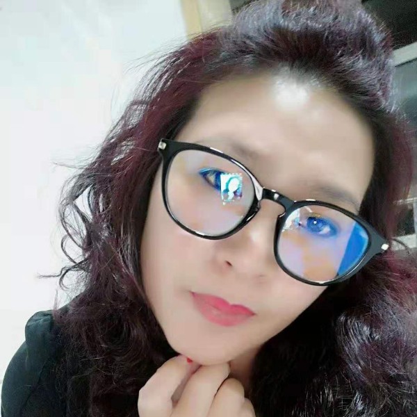 花瓣辛勤的照片