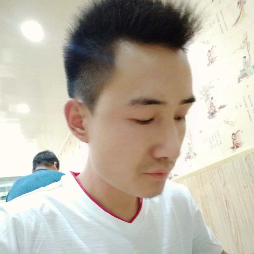 愿一人陪我天长地的照片
