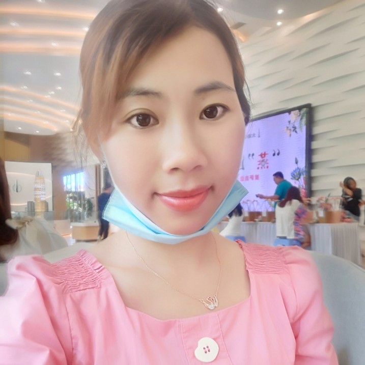 陌颜踢善良的照片