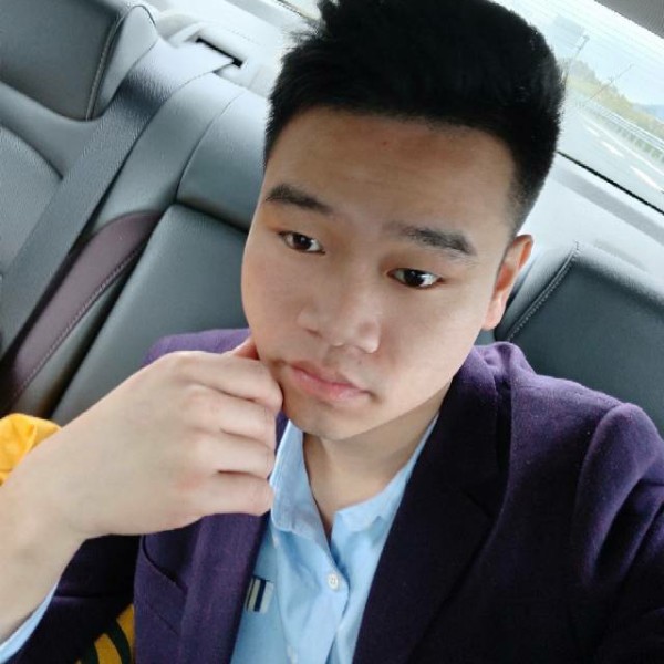 言不由衷。的照片