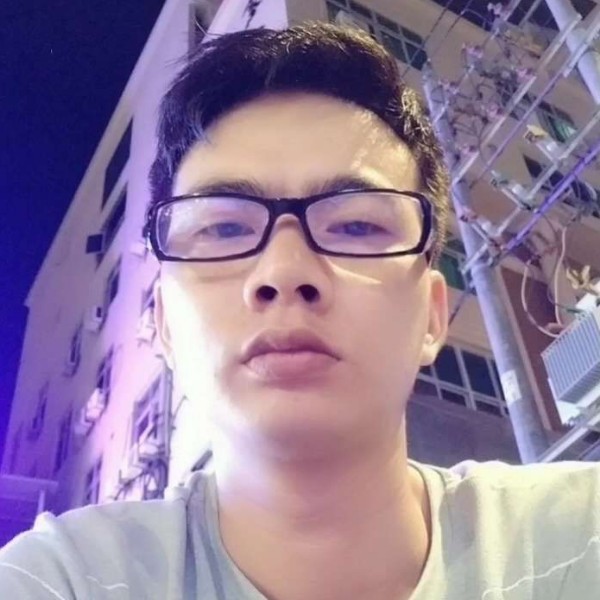 微笑漫步日记本的照片