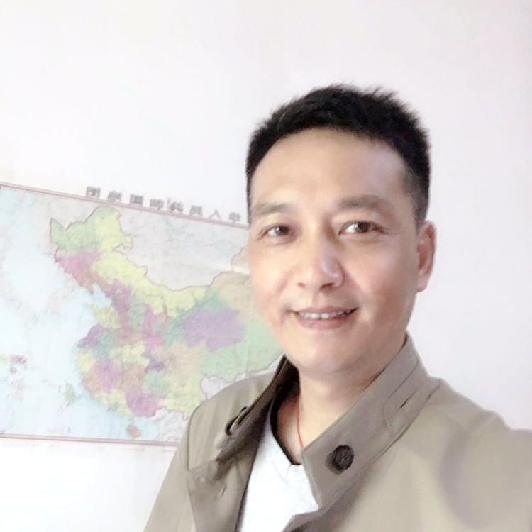 激情等待跳跳糖的照片
