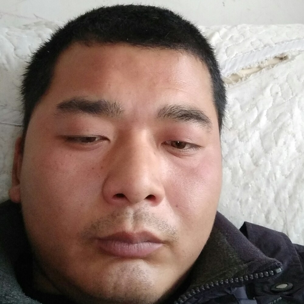 你在哪里你在吃饭的照片