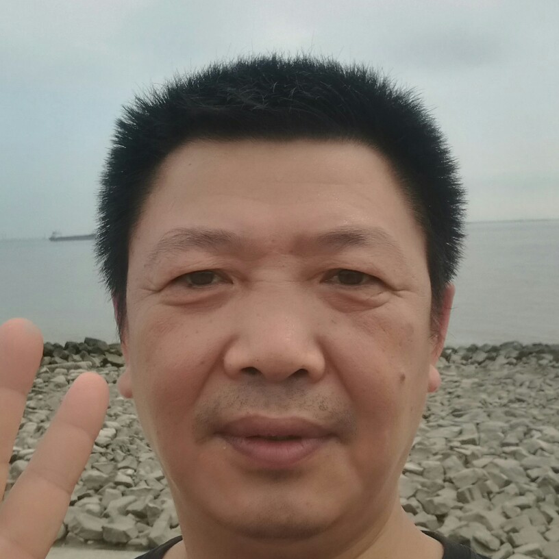 笑点低等待星星的照片