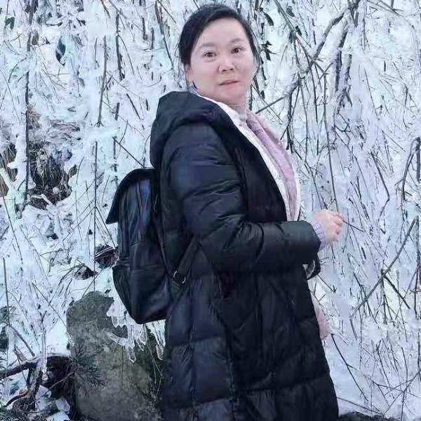 激昂青栀的照片