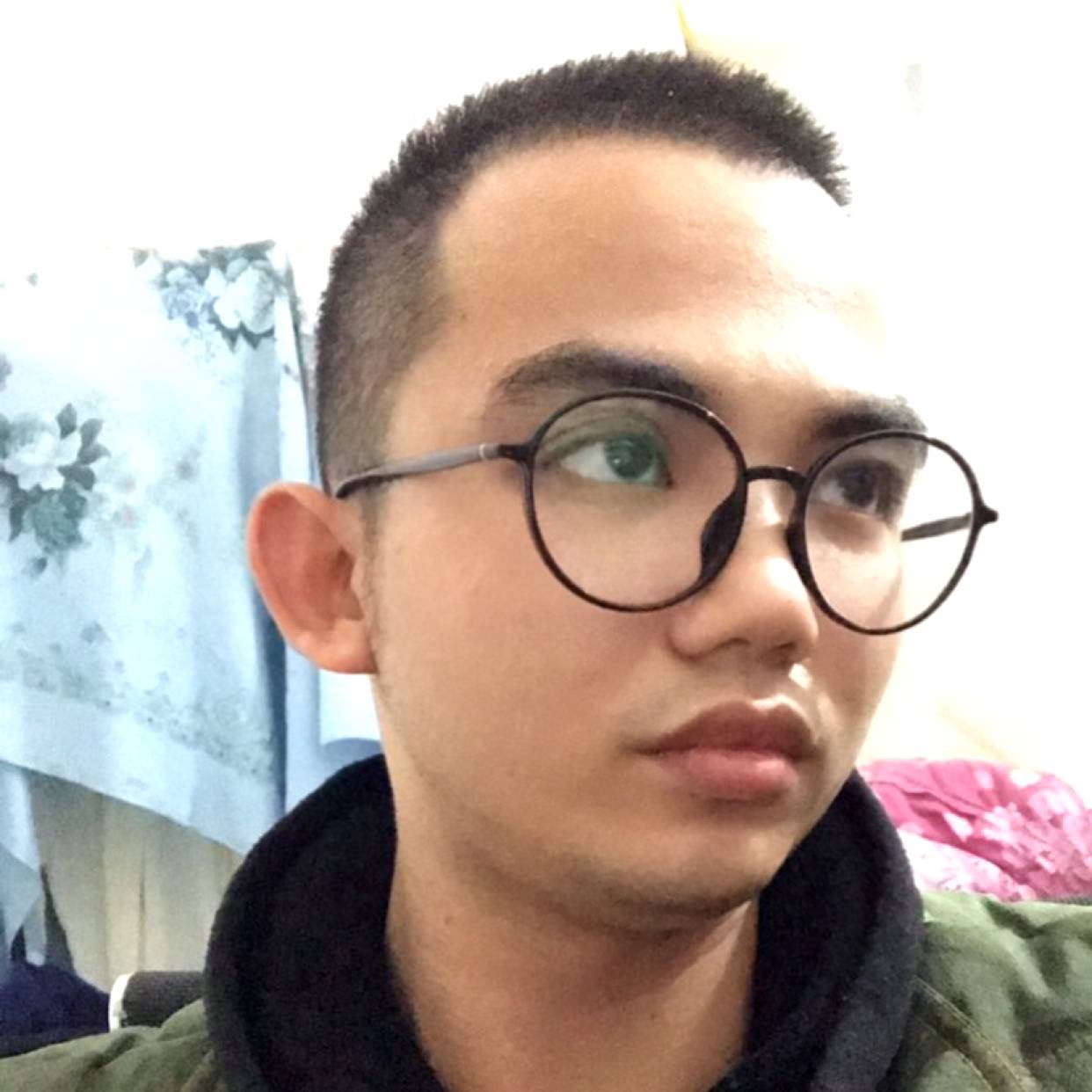 痴情泪了小刺猬的照片