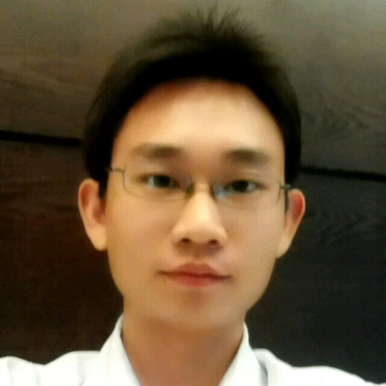 航空迎俊逸的照片