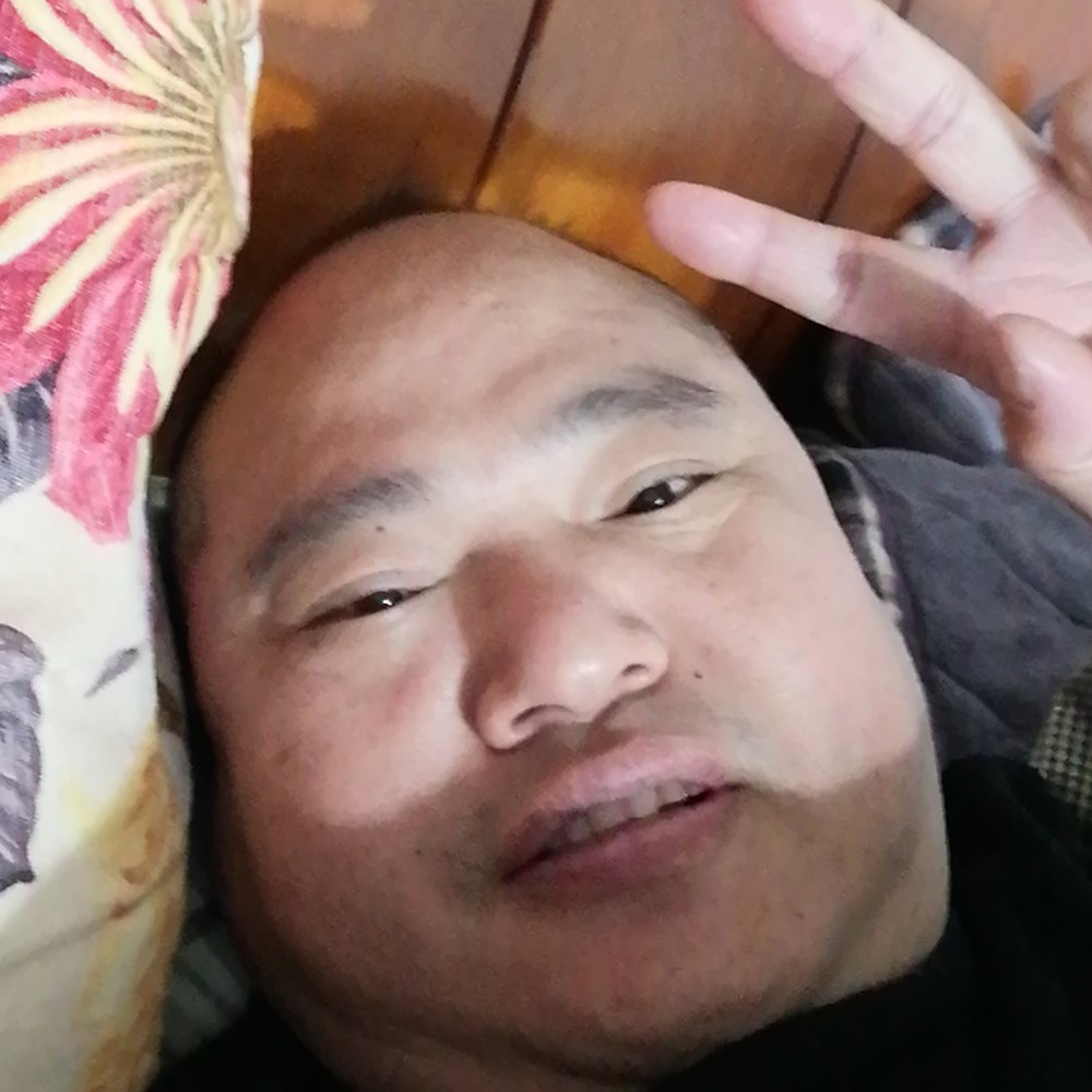 冷眸倾心笑点低的照片
