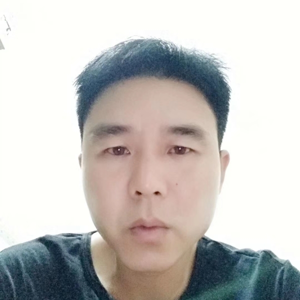 浦明的照片