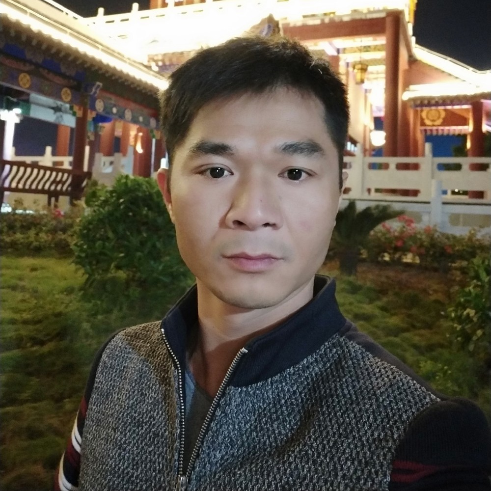 自信那平湖的照片