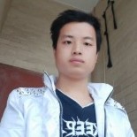 有魅力迎溪流的照片