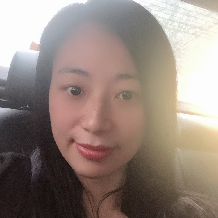 白羊邂逅光亮的照片