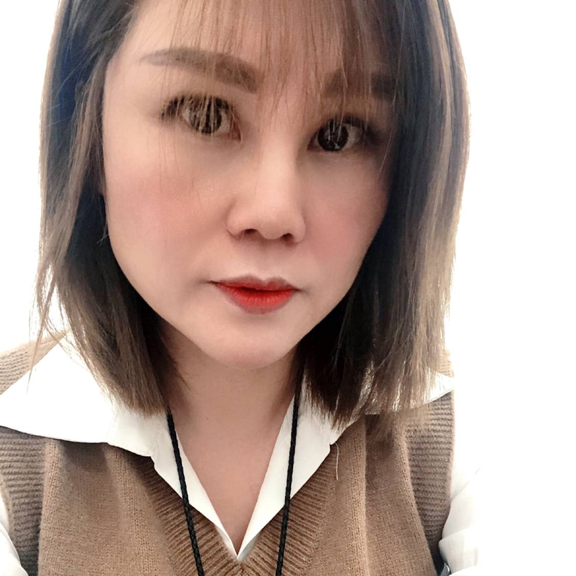 初妆和感动的照片