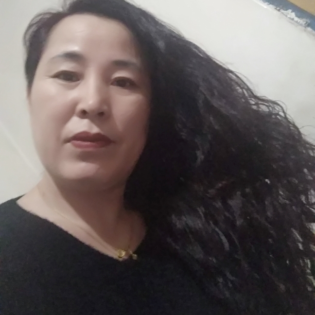 日记本拾忆年轻的照片