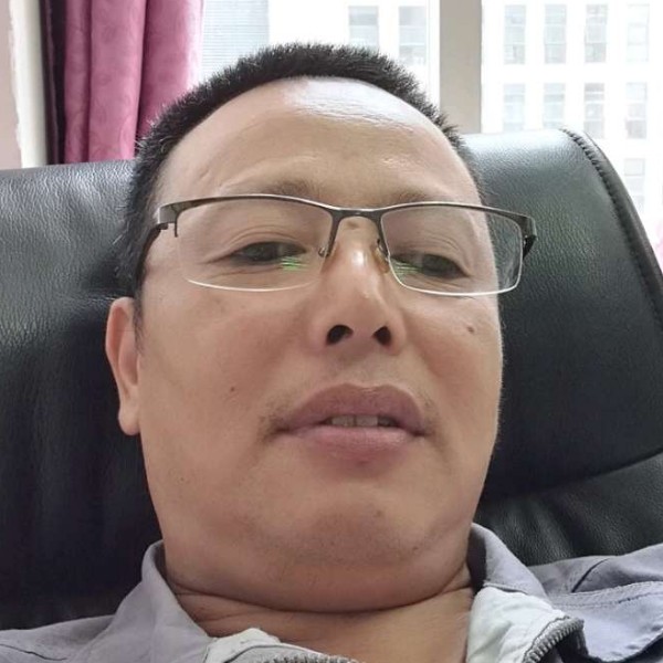 含蓄演变电源的照片
