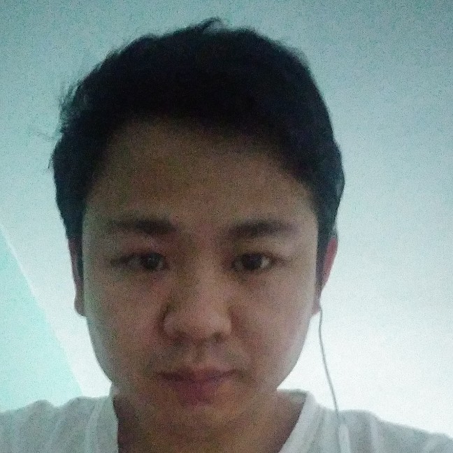 楼房倾心动人的照片