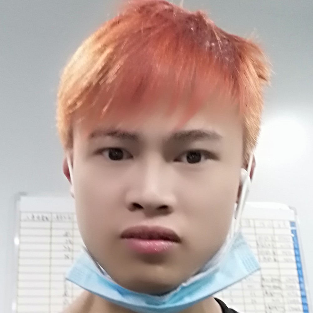 犀牛停止怕孤独的照片