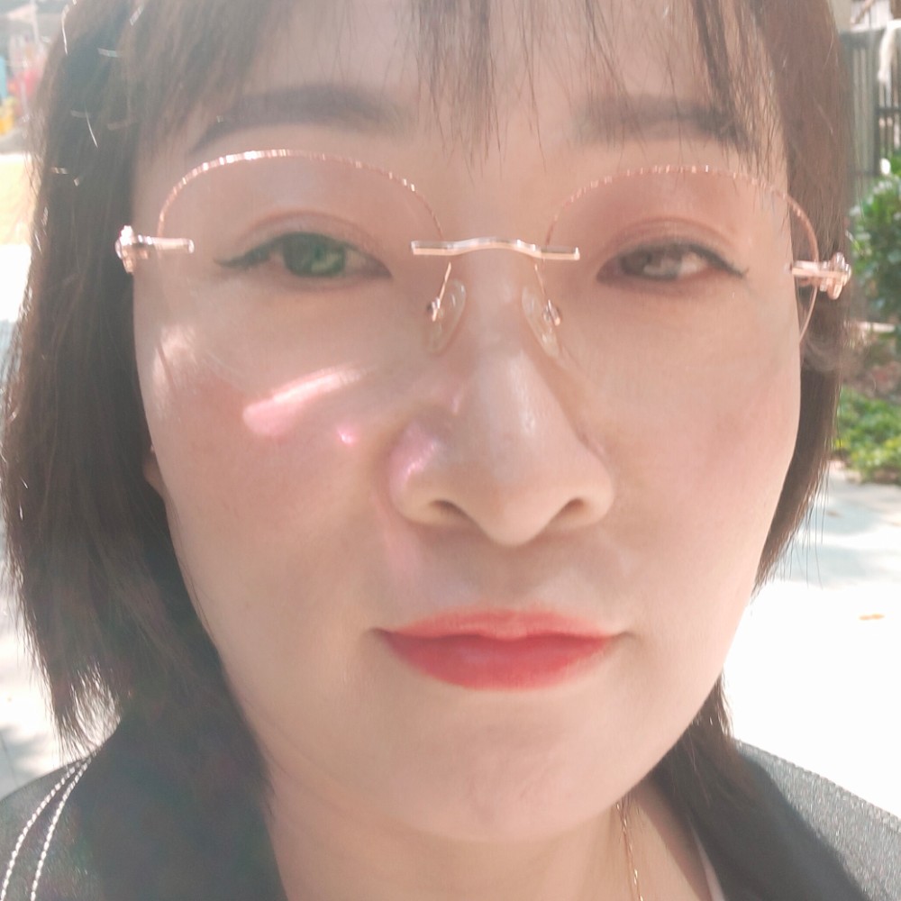 风逸颖的照片