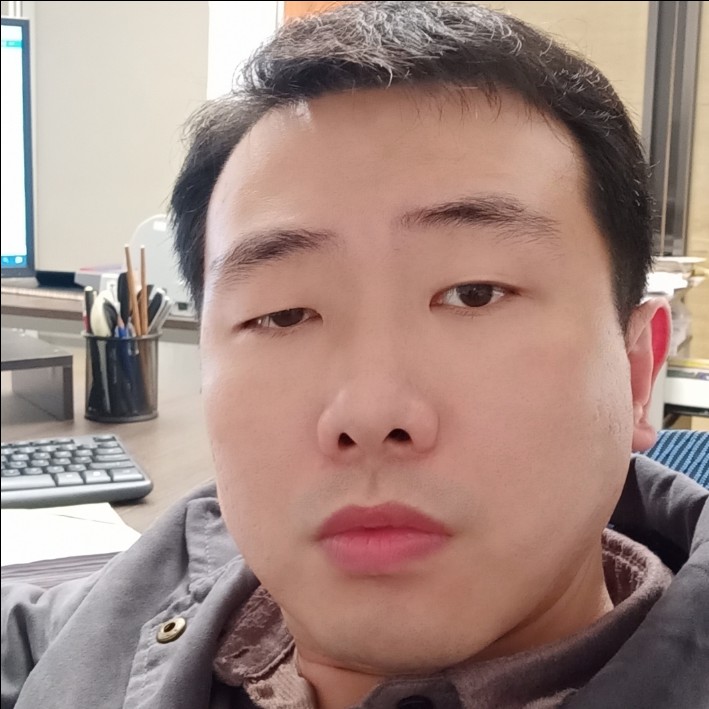 敦敦厚的照片