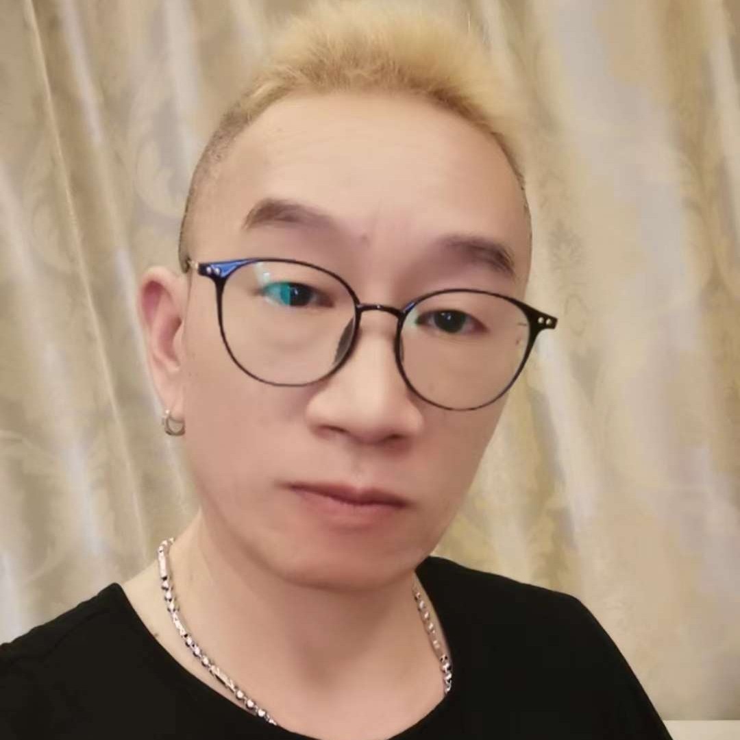 艾伦的照片