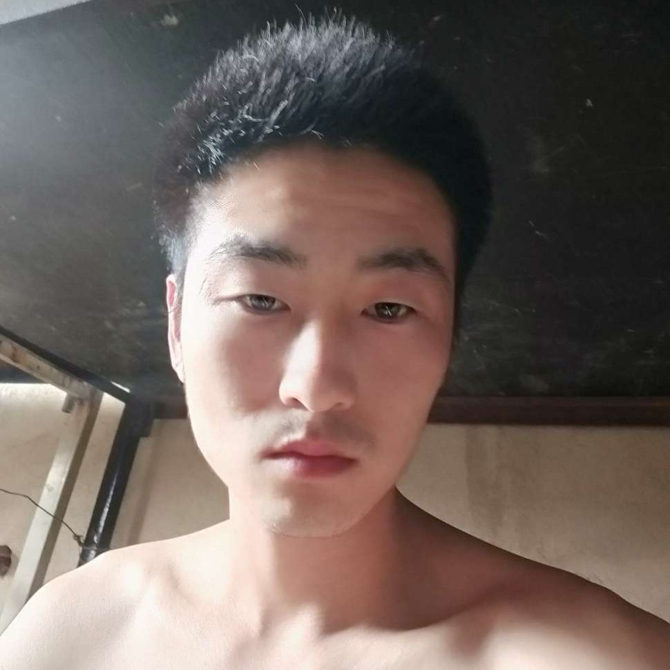 黑猫多么生动的照片