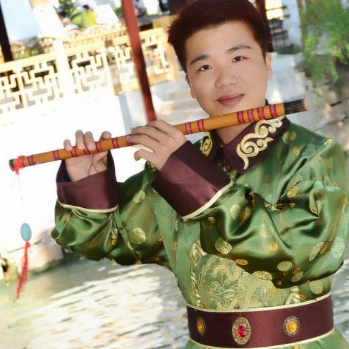 葬爱俊峰的照片