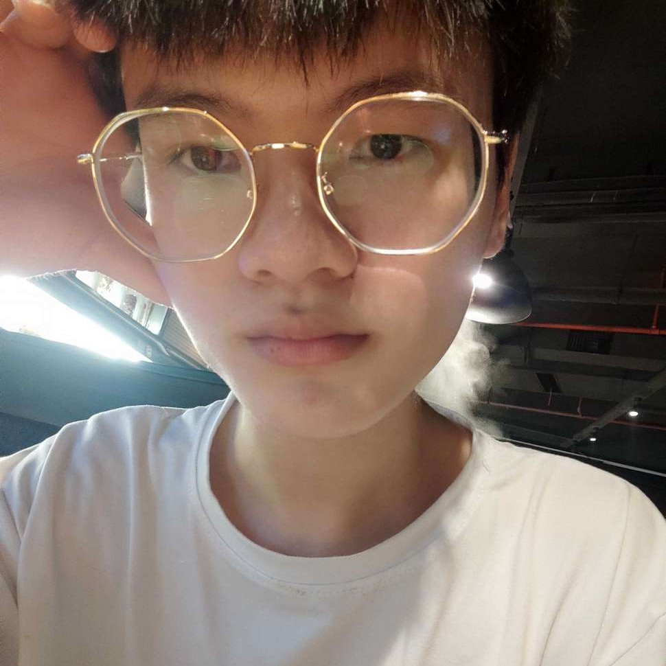 专一深拥蜜蜂的照片