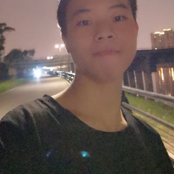直率向青琯的照片