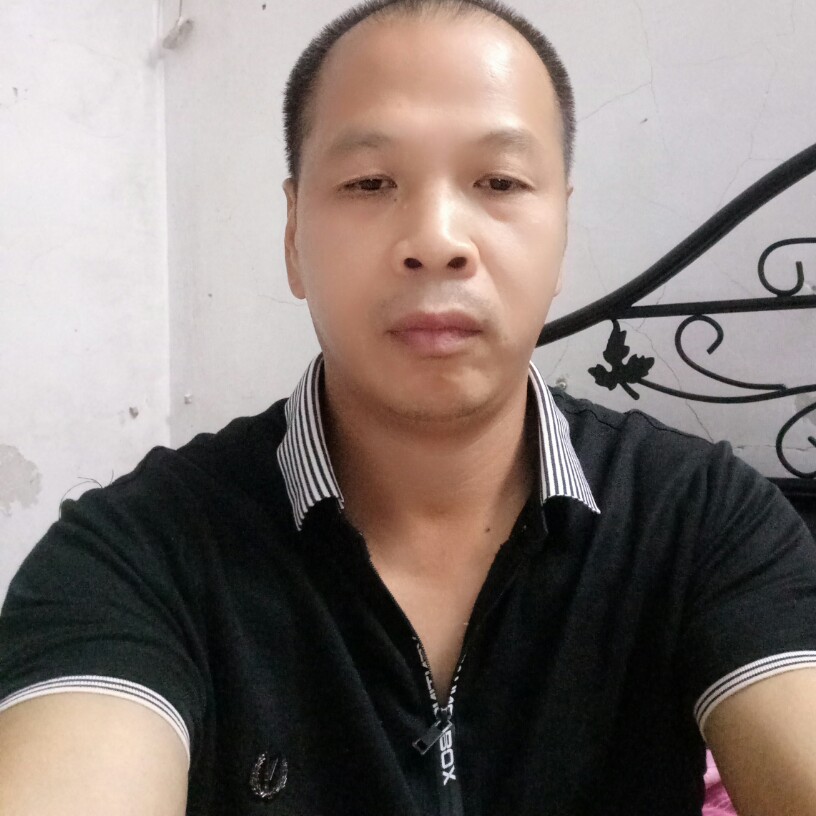 默默爱月光的照片