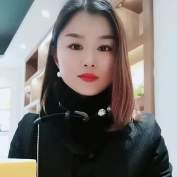 张嘉棋的照片