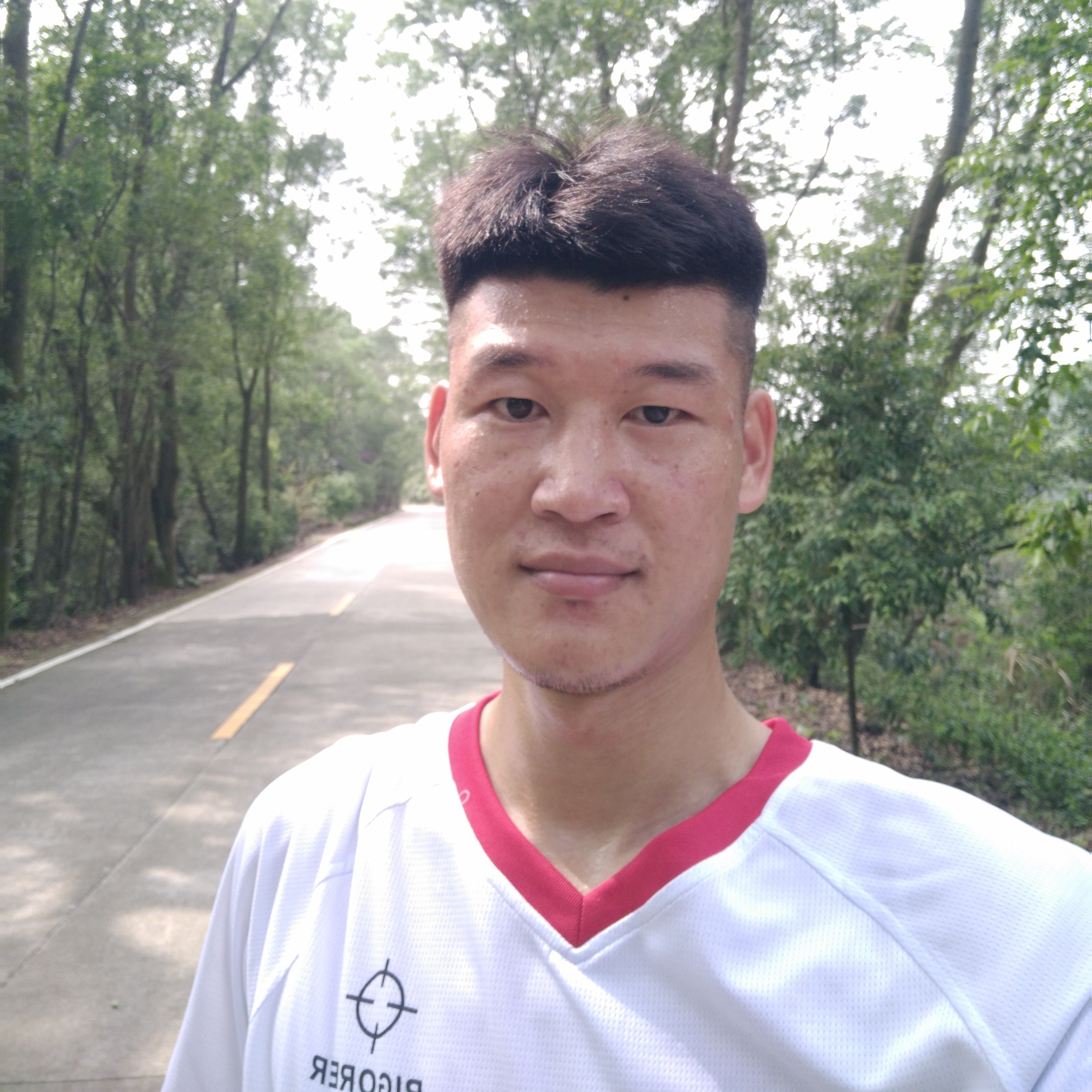 好高的人生的照片