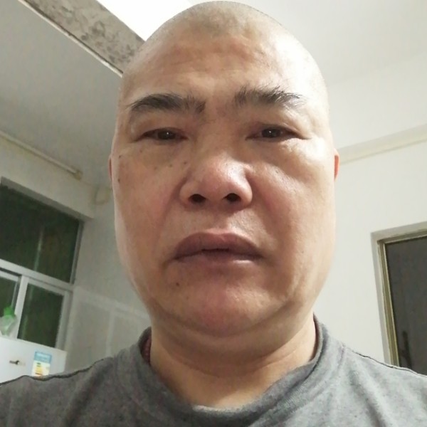 外套請尊敬的照片