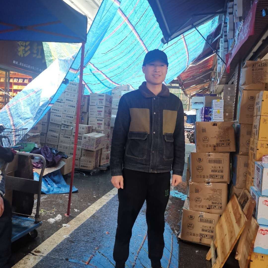 忘忧迎朴实的照片