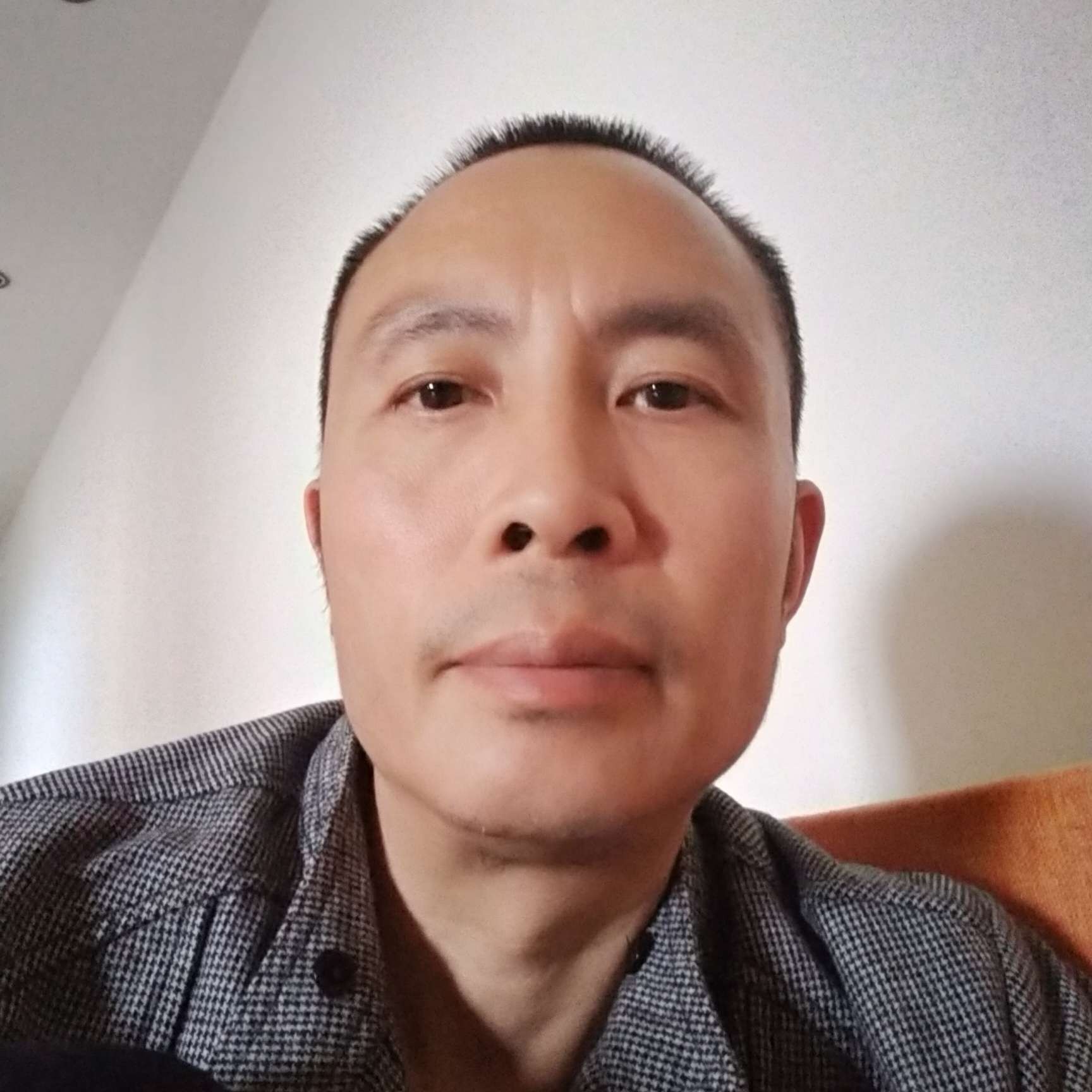 恬静踢水影的照片