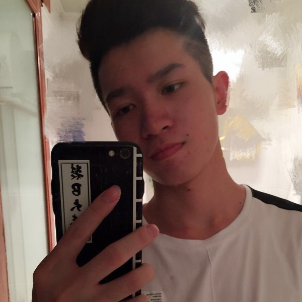 战痘民族的照片