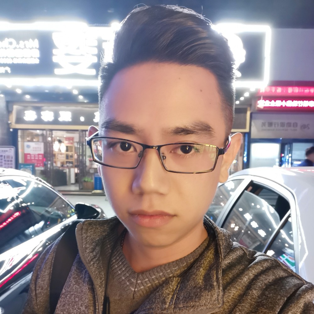 翅膀等待土豪的照片