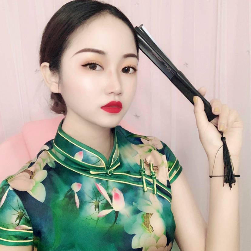 漂亮又精致的猪的照片