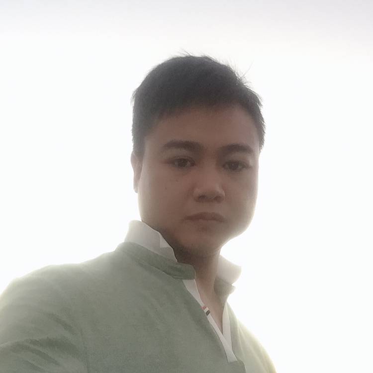 忧郁深拥路灯的照片