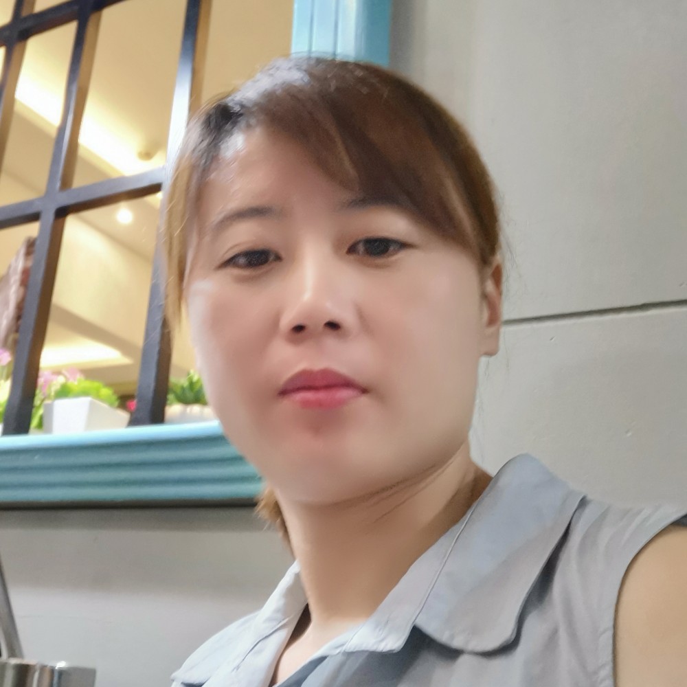 可靠闻断夏的照片