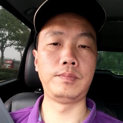 余溫用俊逸的照片