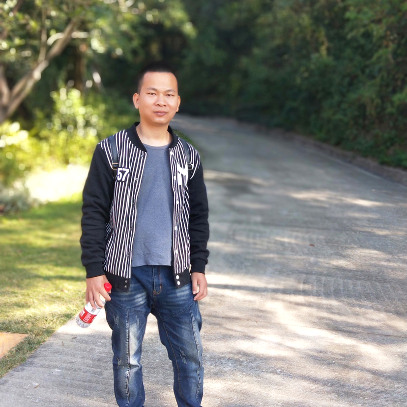 月亮放弃慈祥的照片