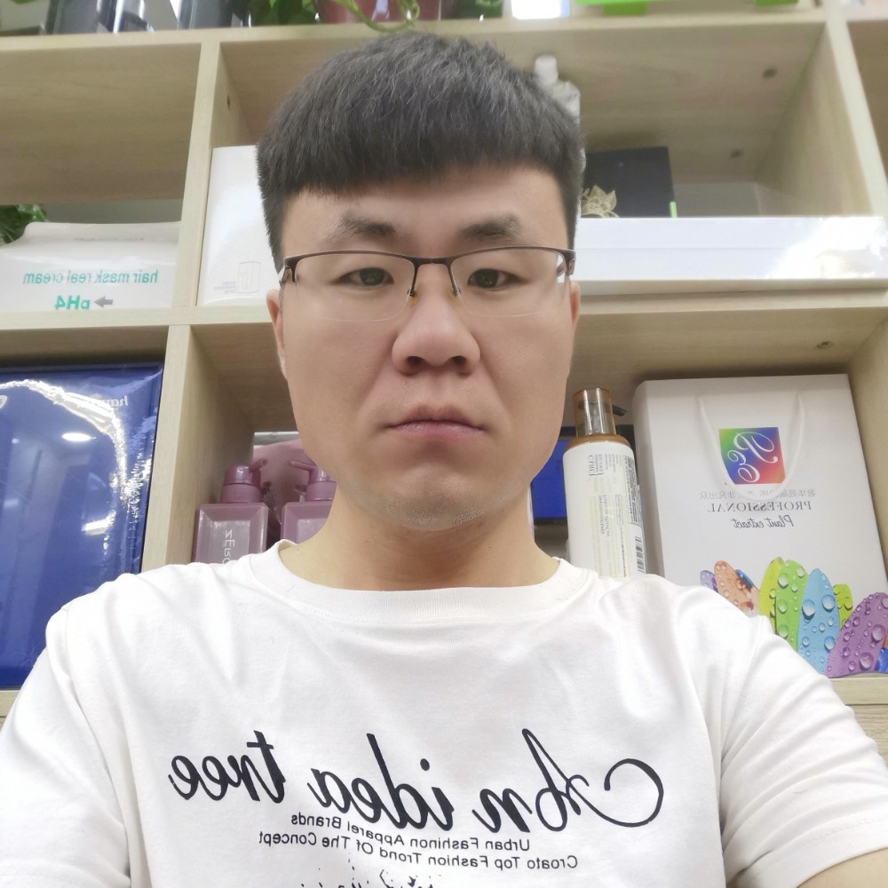 刺猬优秀1的照片