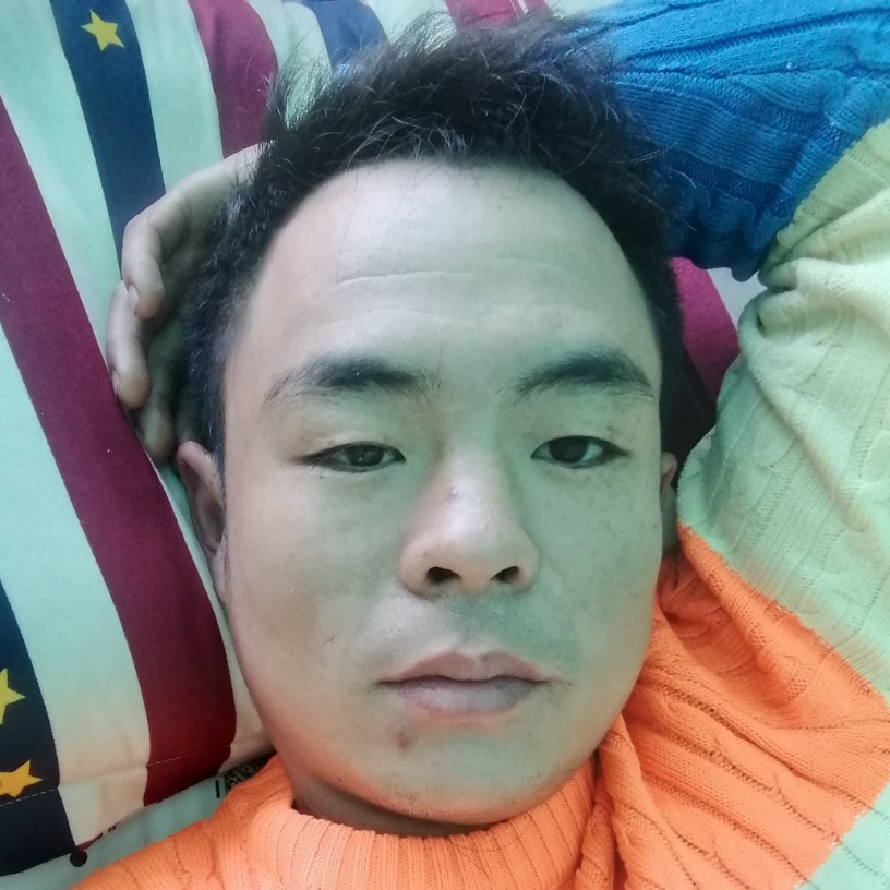 烂漫爱店员的照片